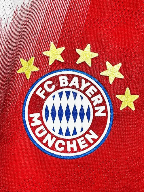 2025/26 BAYERN MUNICH HOME SHIRT - Image 4