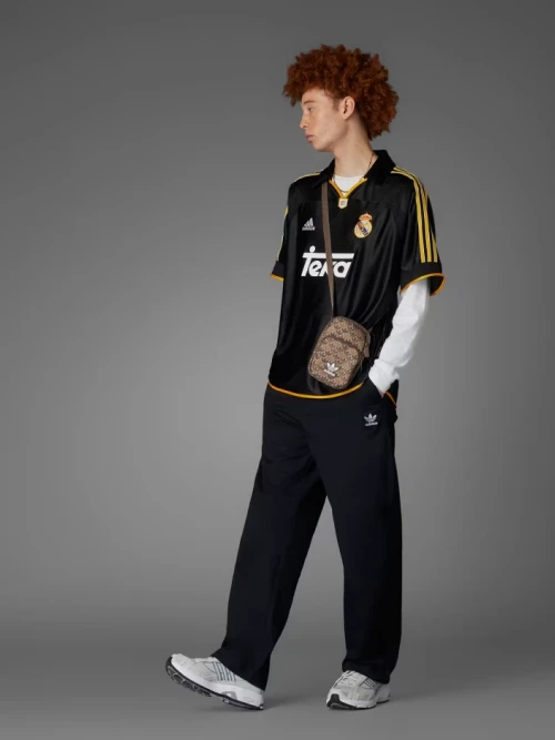 1999/00 REAL MADRID AWAY SHIRT - Image 4