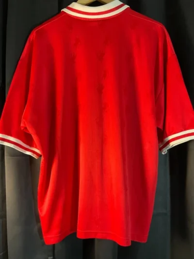 Alternative view of 1997/98 LIVERPOOL HOME SHIRT