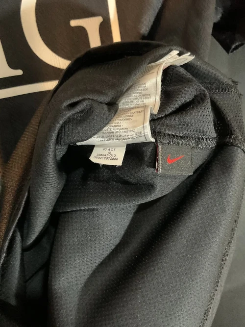 2007/08 MANCHESTER UNITED AWAY SHIRT - Image 6