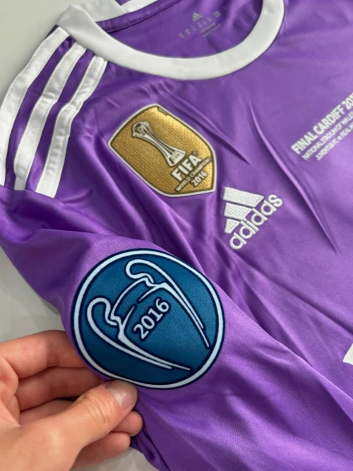 2016/17 REAL MADRID AWAY SHIRT FULL SLEEVE - Image 5